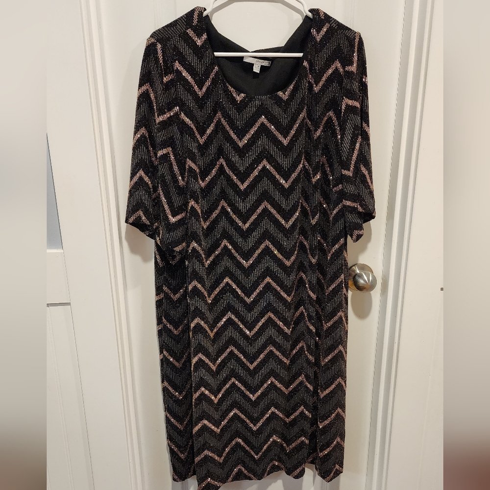 Studio One Black and Pink Chevron Dress